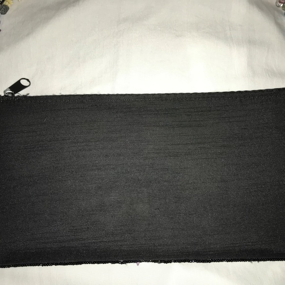 Beaded Handbag - Picture 3 of 9